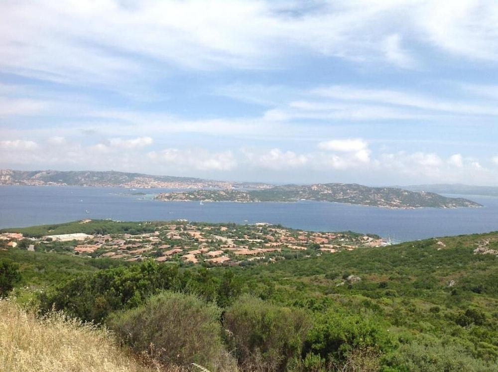 Apartahotel Club Esse Capo D'orso 3*