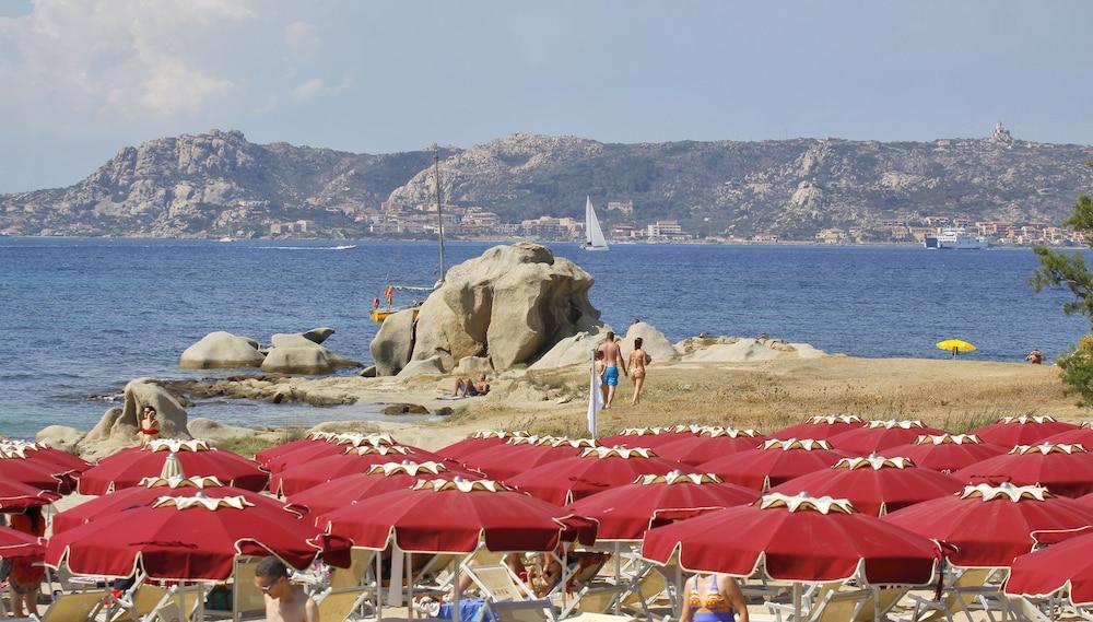 Club Esse Capo D'orso Apartahotel Palau